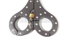 The Cuffstore Heavy Aluminum Cangue with Padlock Bondage Yoke Shrews Fiddle Restraint features sturdy black aluminum, metal rivets, and a gold padlock with two keys, displayed on a white background.