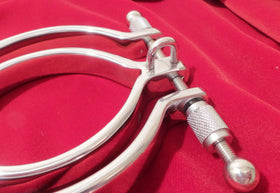 Adjustable Stainless Steel Labia Stretcher