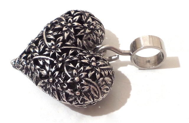 Filigree Heart Collar Pendant with Slide Ring