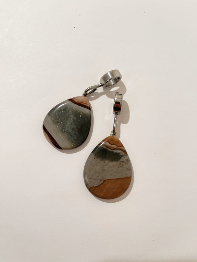 Landscape Stone Teardrop Collar Pendant | 6mm/8mm