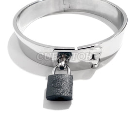 Wide Latch Collar with Padlock